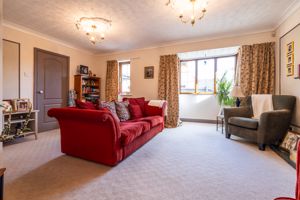 Lounge- click for photo gallery